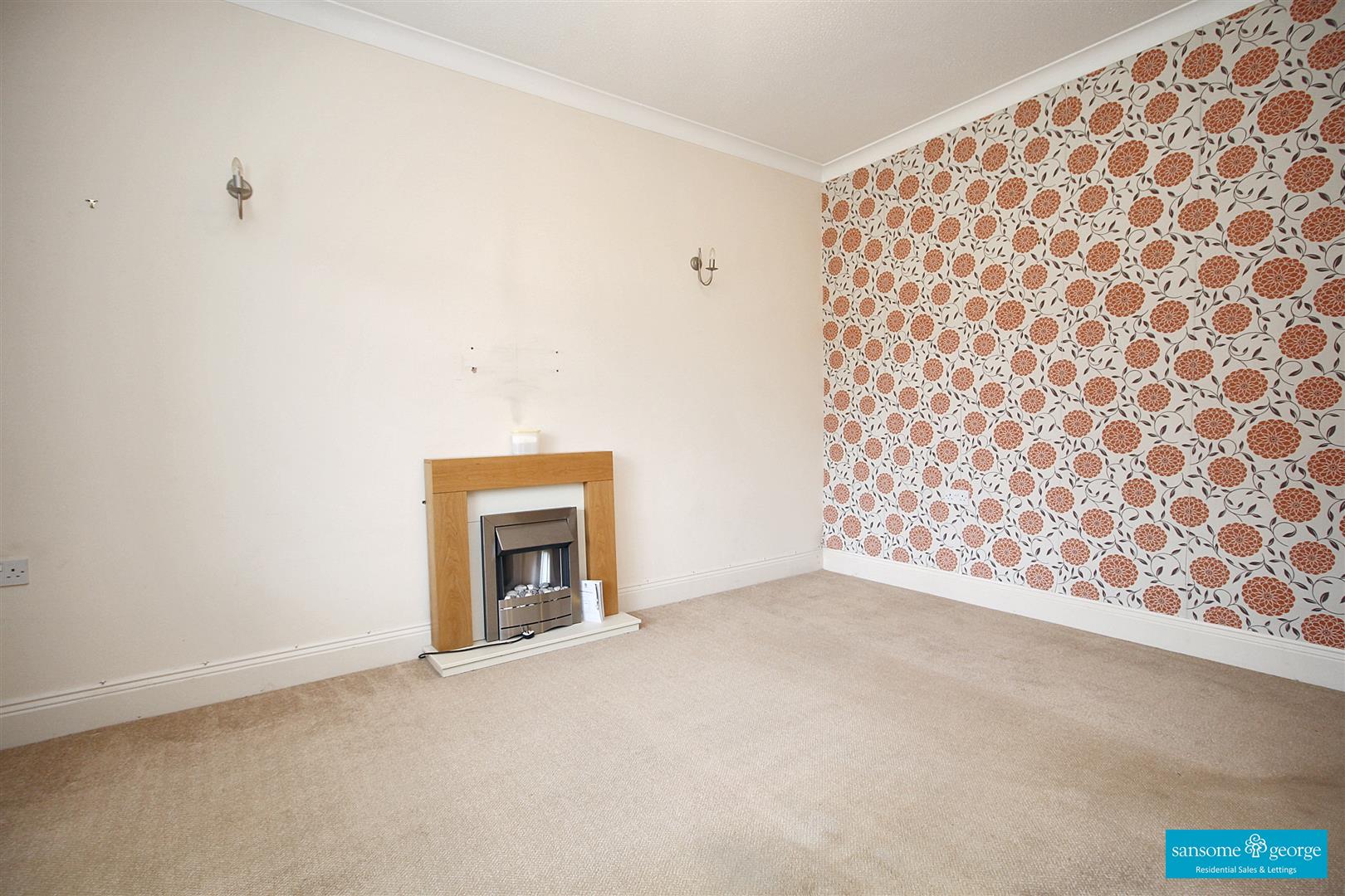 1 bed property in Tilehurst Road, Reading